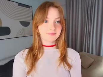 viola_larson — Chaturbate recorded stream screenshot (18 Apr 2026)