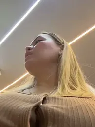 Danielavegax — Stripchat recorded stream screenshot (18 Apr 2026)