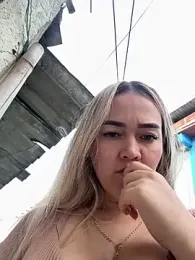 Danielavegax — Stripchat recorded stream screenshot (18 Apr 2026)