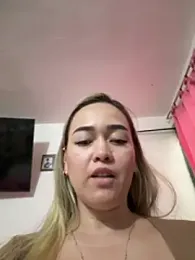 Danielavegax — Stripchat recorded stream screenshot (18 Apr 2026)