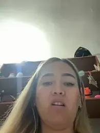 Danielavegax — Stripchat recorded stream screenshot (18 Apr 2026)