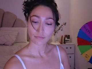 azaleiia — Camsoda recorded stream image, 18.04.2026 23:30