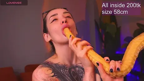 EvaCanton — Stripchat recorded stream screenshot (19 Apr 2026)