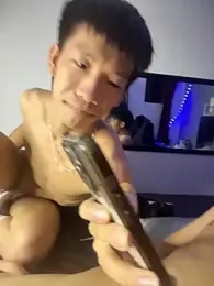 Kailertwink — Stripchat recorded stream screenshot (19 Apr 2026)