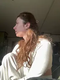 MariiD — Stripchat recorded stream image, 19.04.2026 06:50