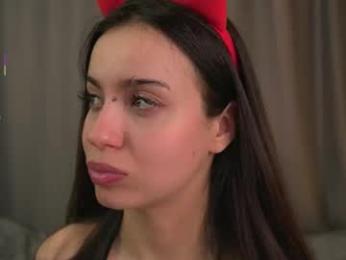 vivid_girls — Chaturbate recorded stream image, 19.04.2026 08:40