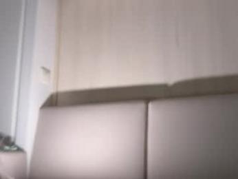 lesi_moonie — Chaturbate recorded stream screenshot (19 Apr 2026)