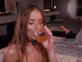 your_wild_lexi — Chaturbate recorded stream image, 19.04.2026 21:10