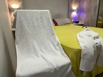 CasadoLutadorBigStuds — Stripchat recorded stream screenshot (19 Apr 2026)