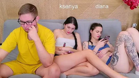 Ksenny — Stripchat recorded stream image, 20.04.2026 05:40