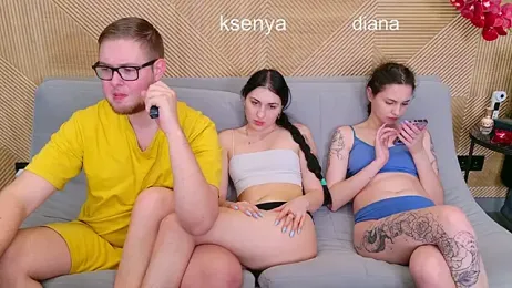 Ksenny — Stripchat recorded stream image, 20.04.2026 05:40