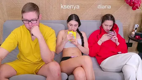 Ksenny — Stripchat recorded stream image, 20.04.2026 05:40