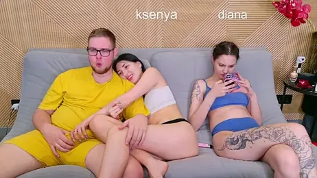 Ksenny — Stripchat recorded stream image, 20.04.2026 05:40