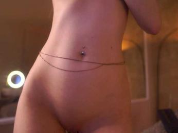 MaddieBryggs — Bongacams recorded stream image, 20.04.2026 18:20