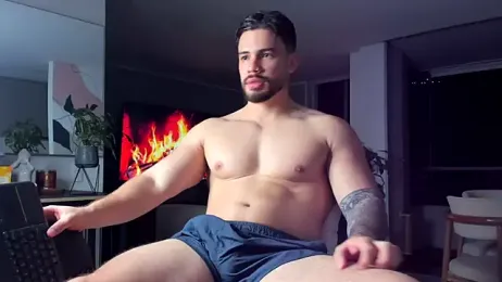 Valenthino_Salvatore — Stripchat recorded stream image, 21.04.2026 03:20