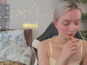 minnietammy — Chaturbate recorded stream image, 21.04.2026 04:40