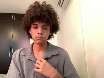 Max_Rain — Stripchat recorded stream image, 21.04.2026 12:10