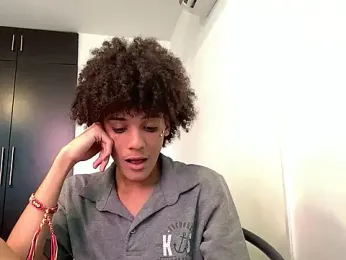 Max_Rain — Stripchat recorded stream image, 21.04.2026 12:10