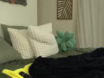 emma_ruby — Chaturbate recorded stream image, 21.04.2026 18:40