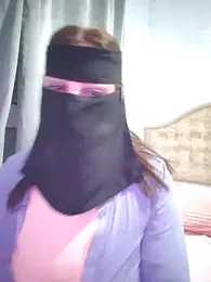 _arabica_ — Stripchat recorded stream image, 22.04.2026 17:00