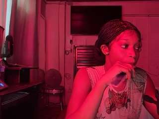 iluvsaffire-bleu — Camsoda recorded stream image, 22.04.2026 16:30