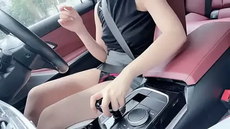 newwell — Stripchat recorded stream image, 23.04.2026 00:30