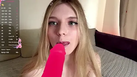 FruityXo — Stripchat recorded stream image, 23.04.2026 11:00
