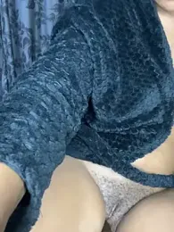 cardibabe — Stripchat recorded stream image, 23.04.2026 23:00