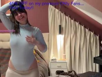 laurenbrite — Chaturbate recorded stream image, 25.04.2026 17:50