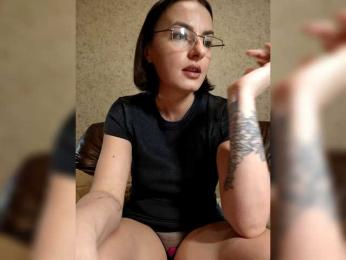 Flammeee — Bongacams recorded stream image, 25.04.2026 13:50