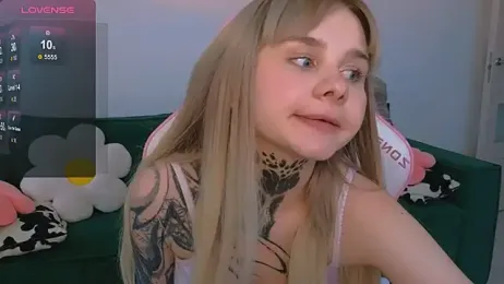 Britney_Lynch — Stripchat recorded stream image, 25.04.2026 15:00