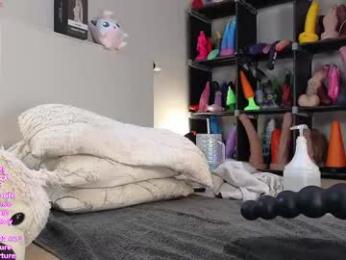 hayleex — Chaturbate recorded stream image, 26.04.2026 09:40