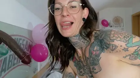 BrownieyQueen — Stripchat recorded stream image, 27.04.2026 06:50