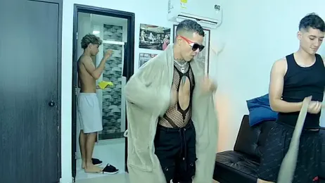 Boysgang_sex — Stripchat recorded stream image, 27.04.2026 11:10