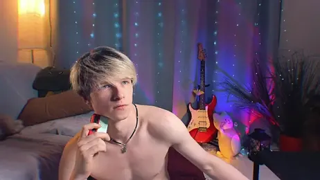 Breston_Sweet — Stripchat recorded stream image, 27.04.2026 22:30