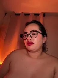 andra_rose — Stripchat recorded stream image, 27.04.2026 23:10