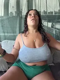 Bigbuttbrooklynn — Stripchat recorded stream image, 28.04.2026 00:20