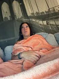 Bigbuttbrooklynn — Stripchat recorded stream image, 28.04.2026 00:20