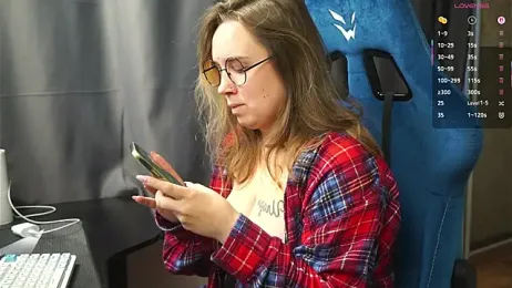 Sandra_SW_ — Stripchat recorded stream image, 28.04.2026 07:20