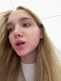 bambi_lu — Stripchat recorded stream image, 28.04.2026 23:40