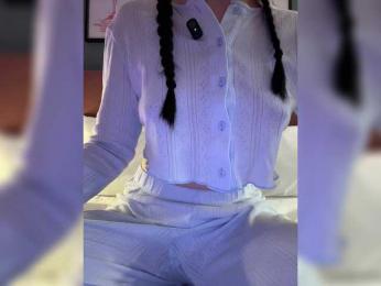 Businka13 — Bongacams recorded stream image, 29.04.2026 18:10