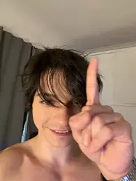 SasukeUhchiaa — Stripchat recorded stream image, 01.05.2026 16:00