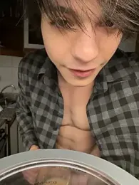 SasukeUhchiaa — Stripchat recorded stream image, 01.05.2026 16:00