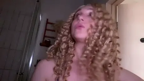 CarolMay — Stripchat recorded stream image, 02.05.2026 05:30