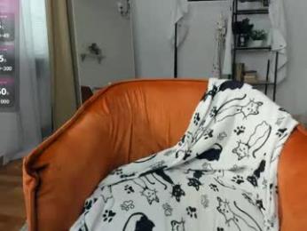 glossybabe_ — Chaturbate recorded stream image, 02.05.2026 08:30