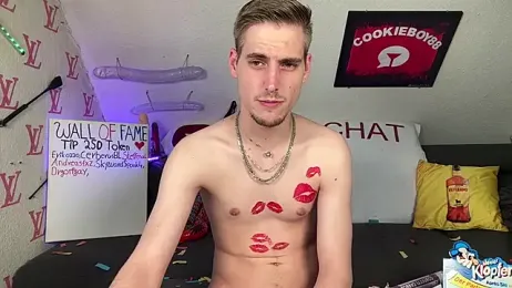 Cookieboy88 — Stripchat recorded stream image, 02.05.2026 15:10