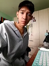 heyy_noah11 — Stripchat recorded stream image, 02.05.2026 17:20