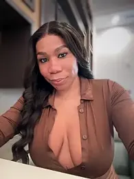 Belle___ — Stripchat recorded stream image, 09.03.2025 13:30