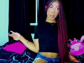 blooond — Camsoda recorded stream image, 03.05.2026 02:00