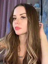Alina_Vibe_Me — Stripchat recorded stream image, 04.05.2026 00:30